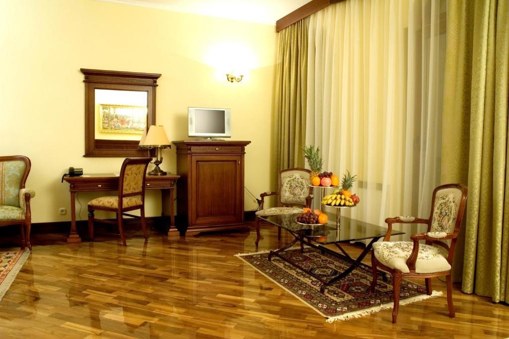 Hotel Optima Collection Dnipro Camera foto