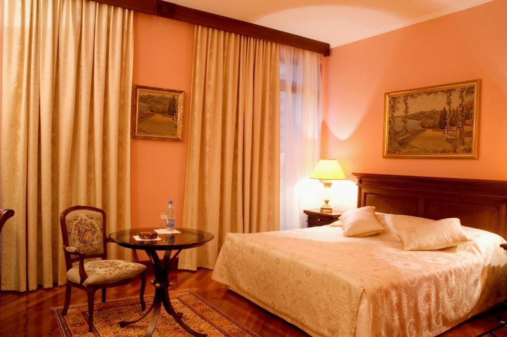 Hotel Optima Collection Dnipro Camera foto